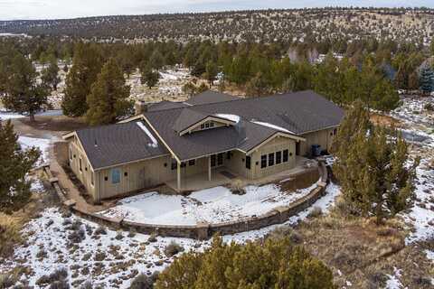 7915 NW Grubstake Way, Redmond, OR 97756
