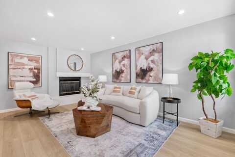 1017 Chula Vista TER, Sunnyvale, CA 94086