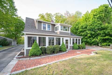 272 County St, Seekonk, MA 02771