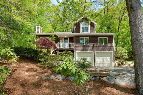 75 Downey St, Hopkinton, MA 01748