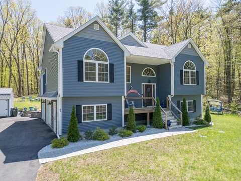 45 Secret Lake Rd, Phillipston, MA 01331