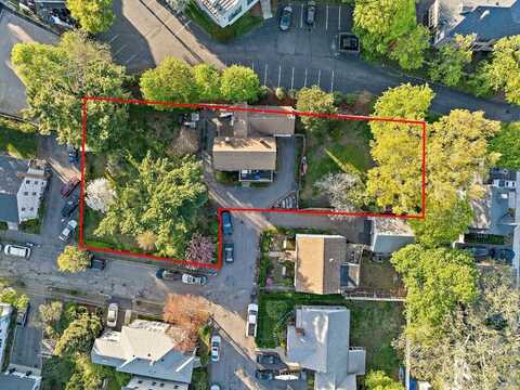 2 Hammond Ct, Quincy, MA 02169