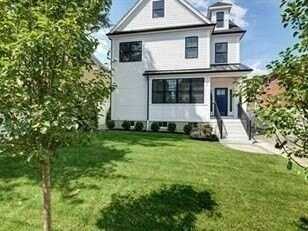 218 Hillside Ave, Needham, MA 02494
