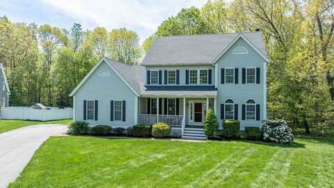 67 Curzon Mill Rd, Newburyport, MA 01950