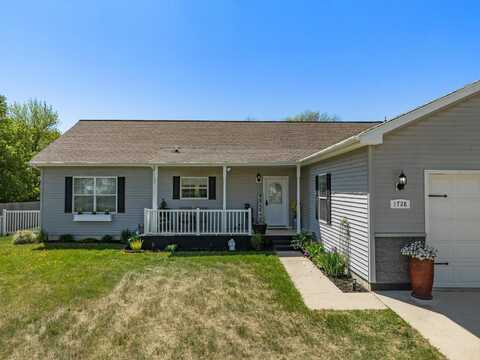 1728 Rivers Edge, Minot, ND 58701