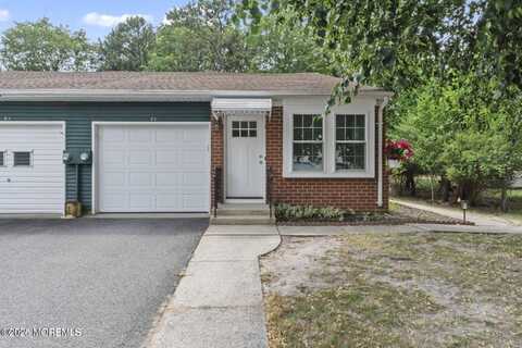 6 Bayberry Lane, Whiting, NJ 08759