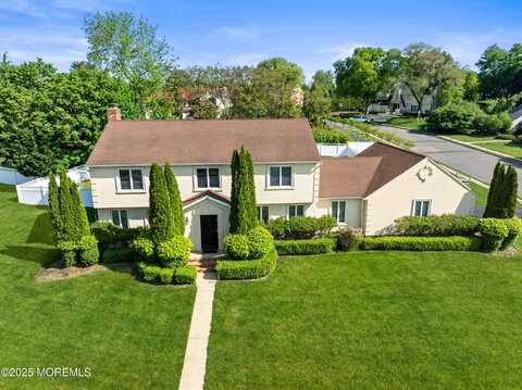 16 Bridle Drive, West Long Branch, NJ 07764