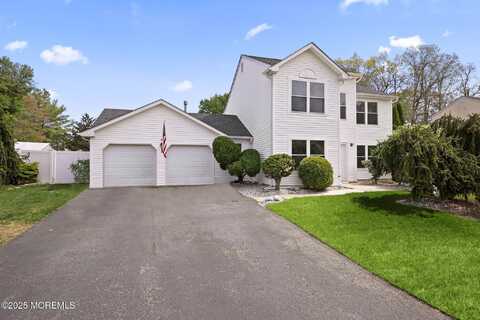 29 Silverbrooke Circle, Howell, NJ 07731