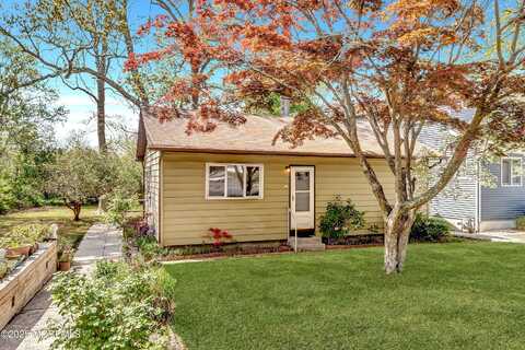 120 Elizabeth Avenue, Toms River, NJ 08753