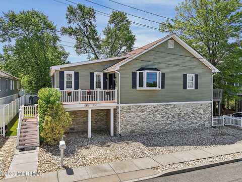 512 Central Avenue, Union Beach, NJ 07735