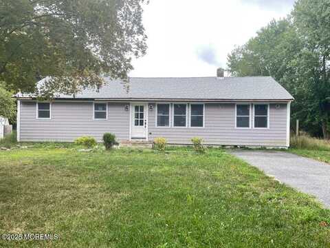 64 Monroe Avenue, Toms River, NJ 08755