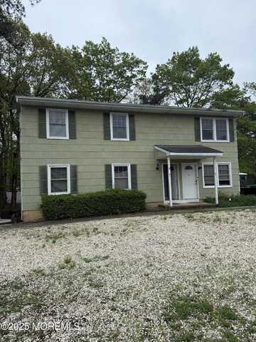 35 Atlantis Avenue, Manahawkin, NJ 08050