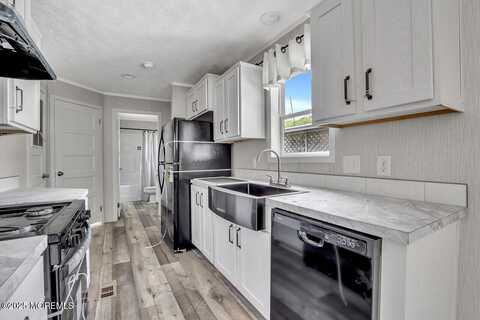 2505 Woodbridge Avenue, Edison, NJ 08817