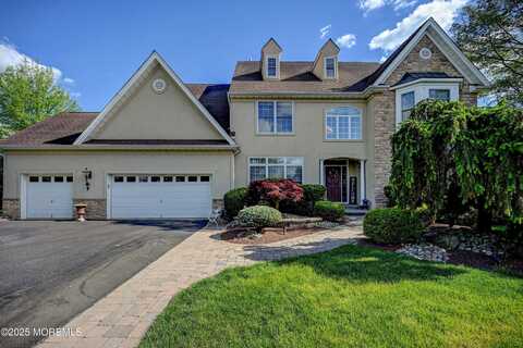 97 N Parsonage Way, Englishtown, NJ 07726