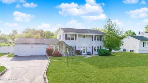 12 Lowell Road, Manalapan, NJ 07726