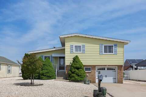 87 Ronald Avenue S, Bayville, NJ 08721