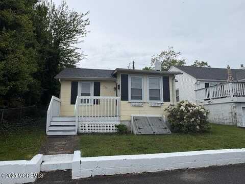 526 W End Avenue, Avon by the Sea, NJ 07717