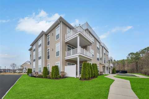 125 Halley Drive, Blue Point, NY 11772