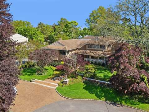 1325 Huckleberry Lane, Hewlett Harbor, NY 11557