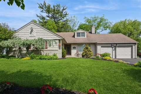 18 Todd Drive, Glen Head, NY 11545