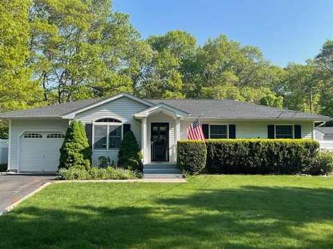 223 Southaven Avenue, Medford, NY 11763