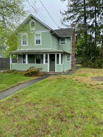 85 Jennings Avenue, Patchogue, NY 11772