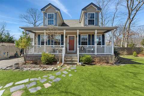 68 Lincoln Boulevard, East Moriches, NY 11940