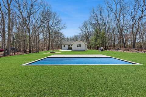 58 Hampton Court, Bridgehampton, NY 11932