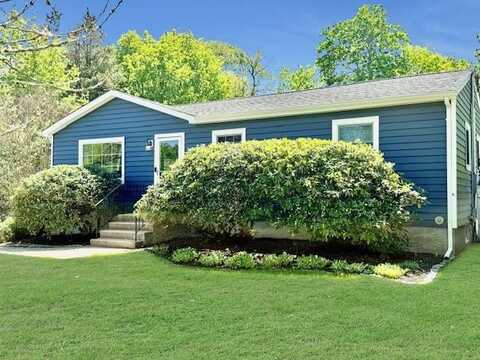 18 Cherry Lane, Port Jefferson Station, NY 11776