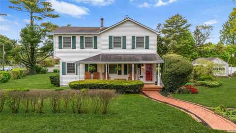 4 Coles Avenue, Amityville, NY 11701
