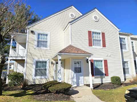 210 Fairview Circle, Middle Island, NY 11953