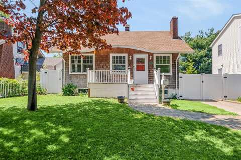 3300 3rd Street, Oceanside, NY 11572