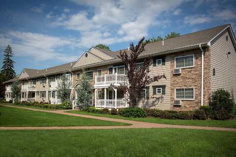 664 Veterans Highway, Hauppauge, NY 11788