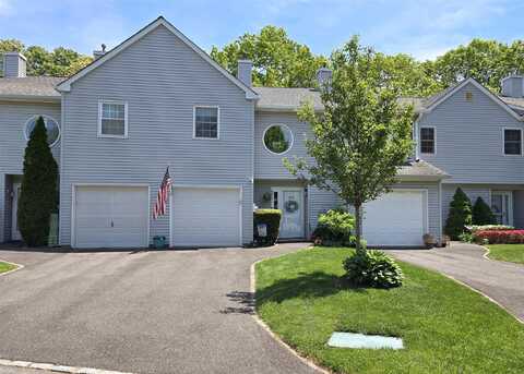 306 Sara Circle, Port Jefferson Station, NY 11776