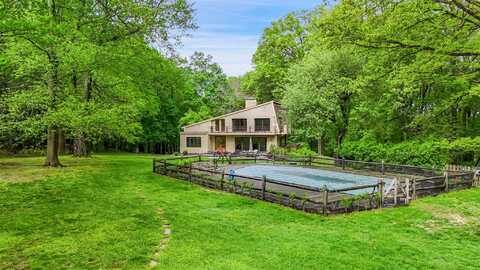25 Moseman Avenue, Katonah, NY 10536