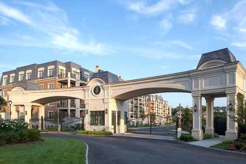 6000 Royal Court, North Hills, NY 11040