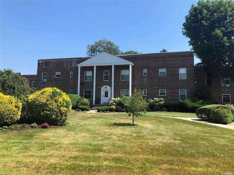285 Central Avenue, Lawrence, NY 11559