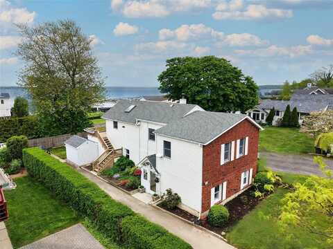 1250 2nd Street, New Suffolk, NY 11956