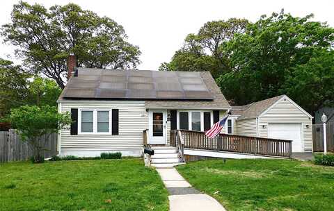 203 Lou Avenue, Kings Park, NY 11754