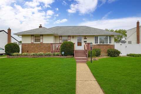 812 Colridge Road, Wantagh, NY 11793