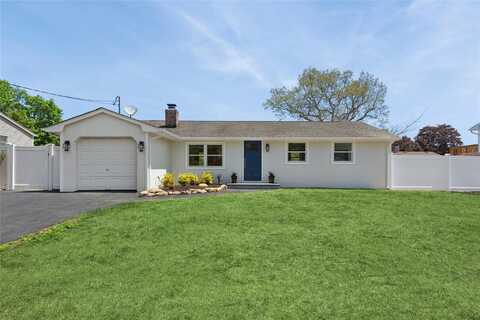 59 Smithtown Polk Boulevard, Centereach, NY 11720