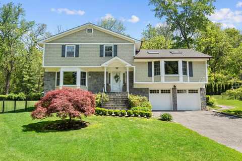 12 Cherry Lane, Scarsdale, NY 10583