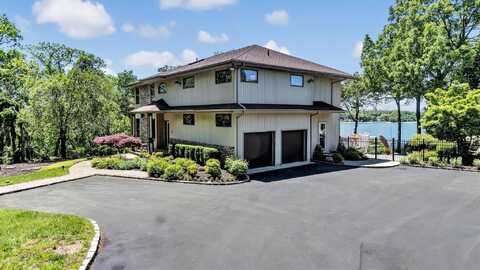 12 Sunset Path, Port Jefferson, NY 11777