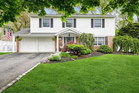 23 Dover Hill Drive, Nesconset, NY 11767
