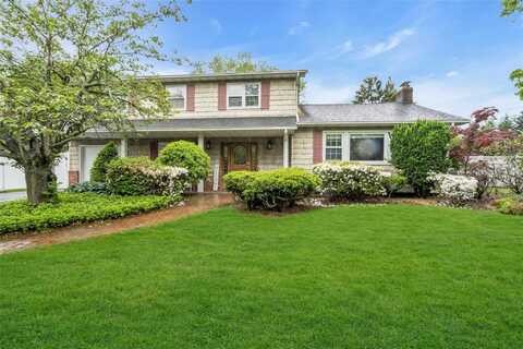 25 Tideway Lane, East Northport, NY 11731