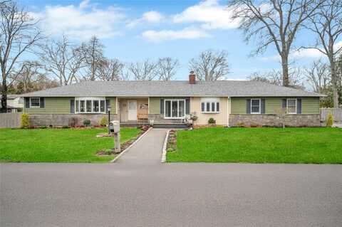 33 Wills Avenue, Mastic, NY 11950