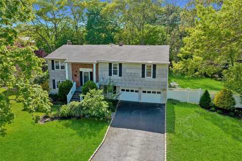 10 Henearly Drive, Miller Place, NY 11764
