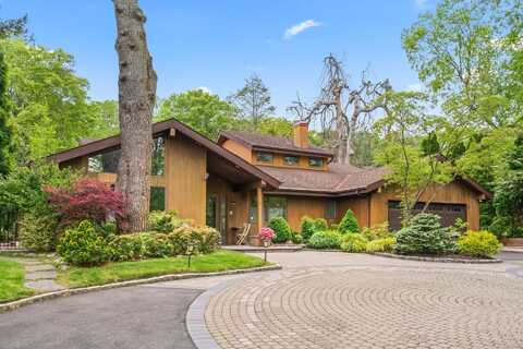 67 Karol Place, Muttontown, NY 11753