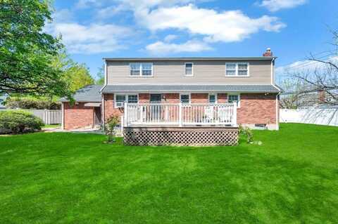 1 Lyon Court, Hicksville, NY 11801