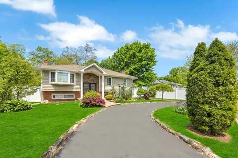 25 Terrace View Road, Farmingdale, NY 11735